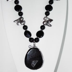 Black Onyx Druzy, pearl 17.5" necklace (#330)